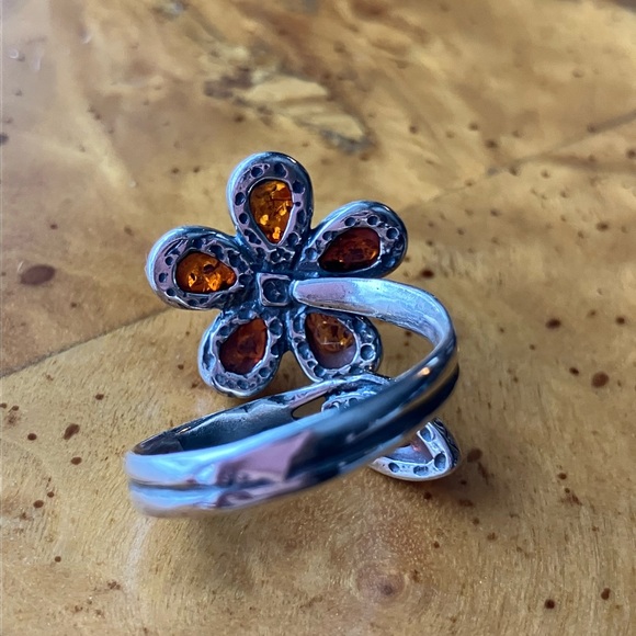 Baltic Amber Sterling Silver Flower Ring Size 7 - Picture 5 of 9